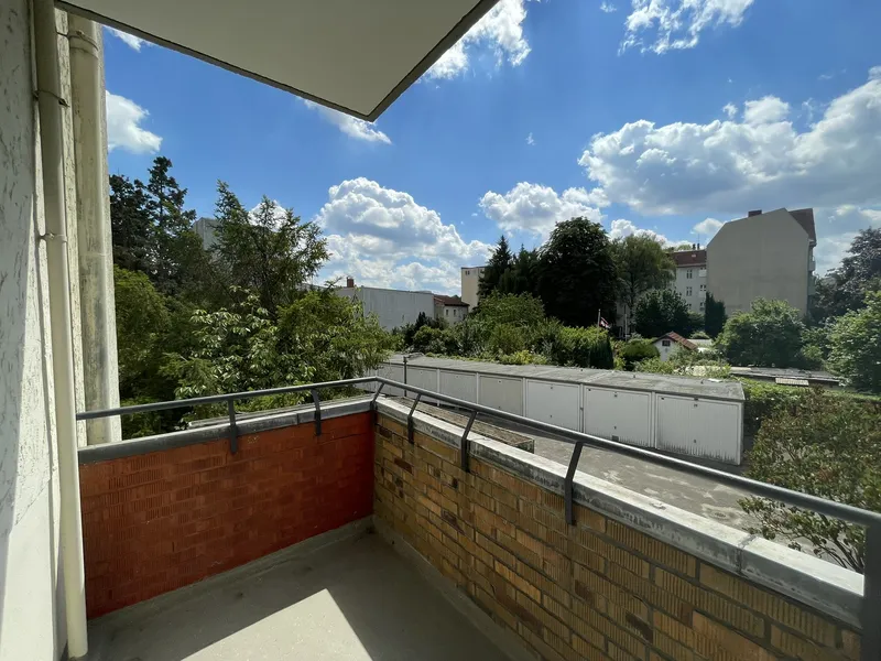 Gut geschnittene Familienwohnung mit Balkon und Tageslichtbad — photo 1